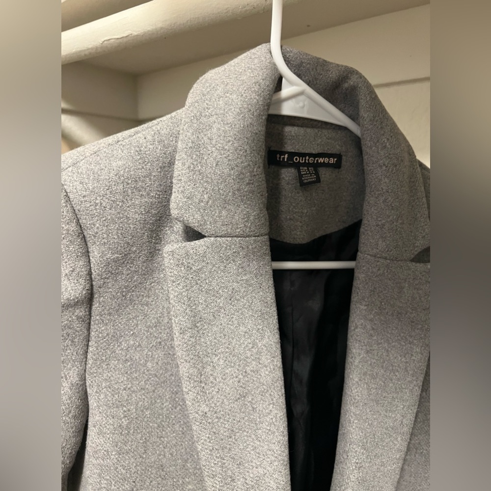 TRF Coat - Picture 2 of 4